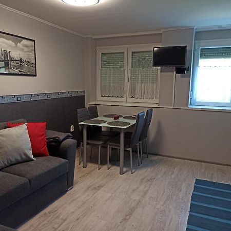 Apartmán Angi Apartman- Nagyszeru Elhelyezkedes, Vendegkozpontu Szallashely-Szolgaltatas Harkány Exteriér fotografie